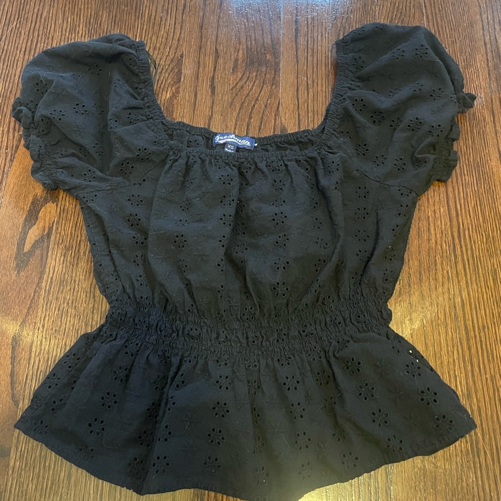 Black eyelet puff sleeve top
